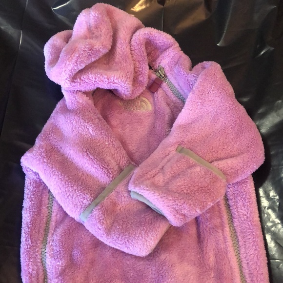 The North face Full body jacket original babies 3 to 6 months with hat,gloves. - Picture 9 of 13